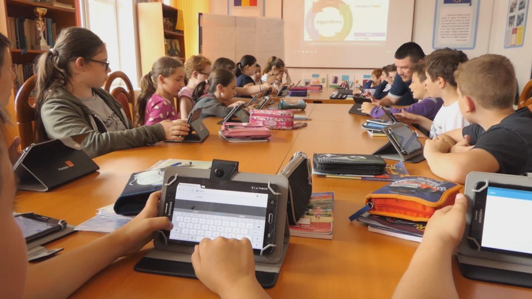 Edu Networks vrea să aducă România în top 10 sisteme educaționale din Europa