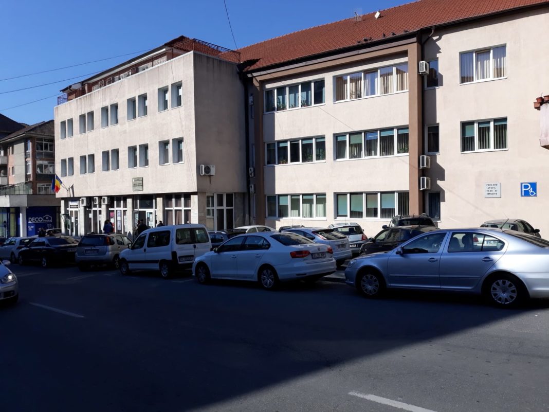 Impozitele şi taxele locale se pot plăti din 13 ianuarie