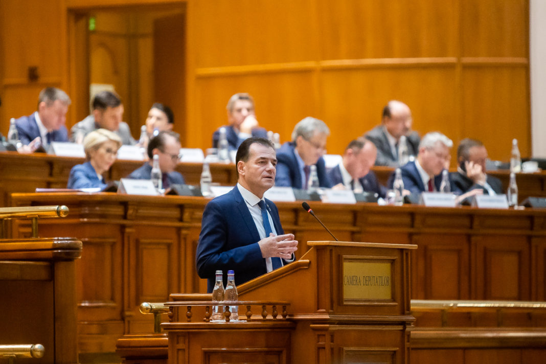 Live video: A început şedinţa Parlamentului în care se votează moţiunea de cenzură