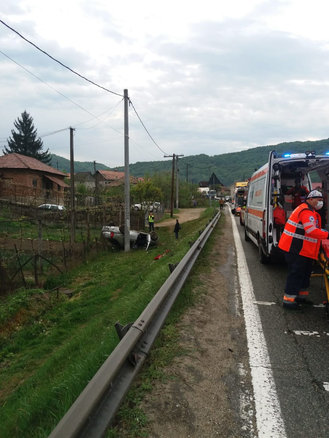 Un grav accident cu două victime s-a produs în această dimineaţă, pe DN 7, pe raza localităţii vâlcene Milcoiu