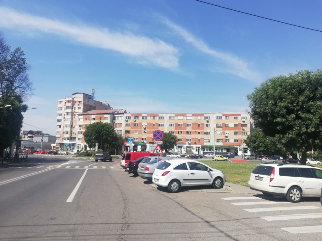 Parcarea supraetajată va avea intrarea dinspre strada Corneliu Coposu și ieșirea în strada Unirii