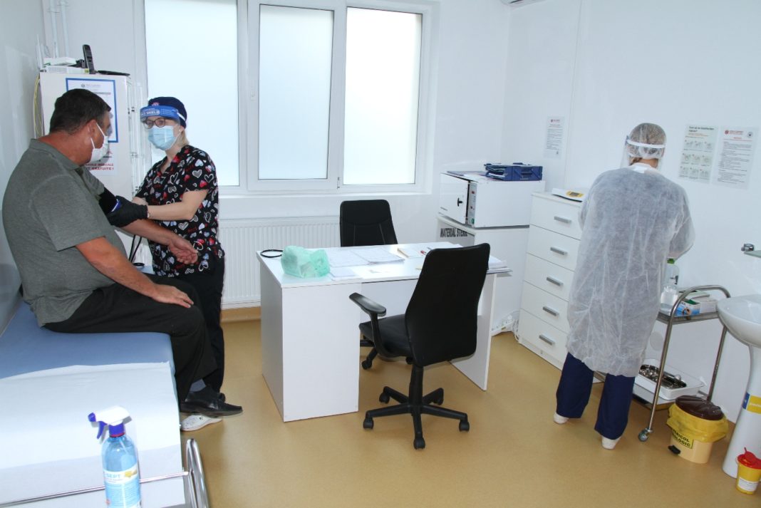 În primul an de funcţionare, Centrul de Permanenţă a oferit servicii medicale şi indicaţii de specialitate pentru 5209 persoane