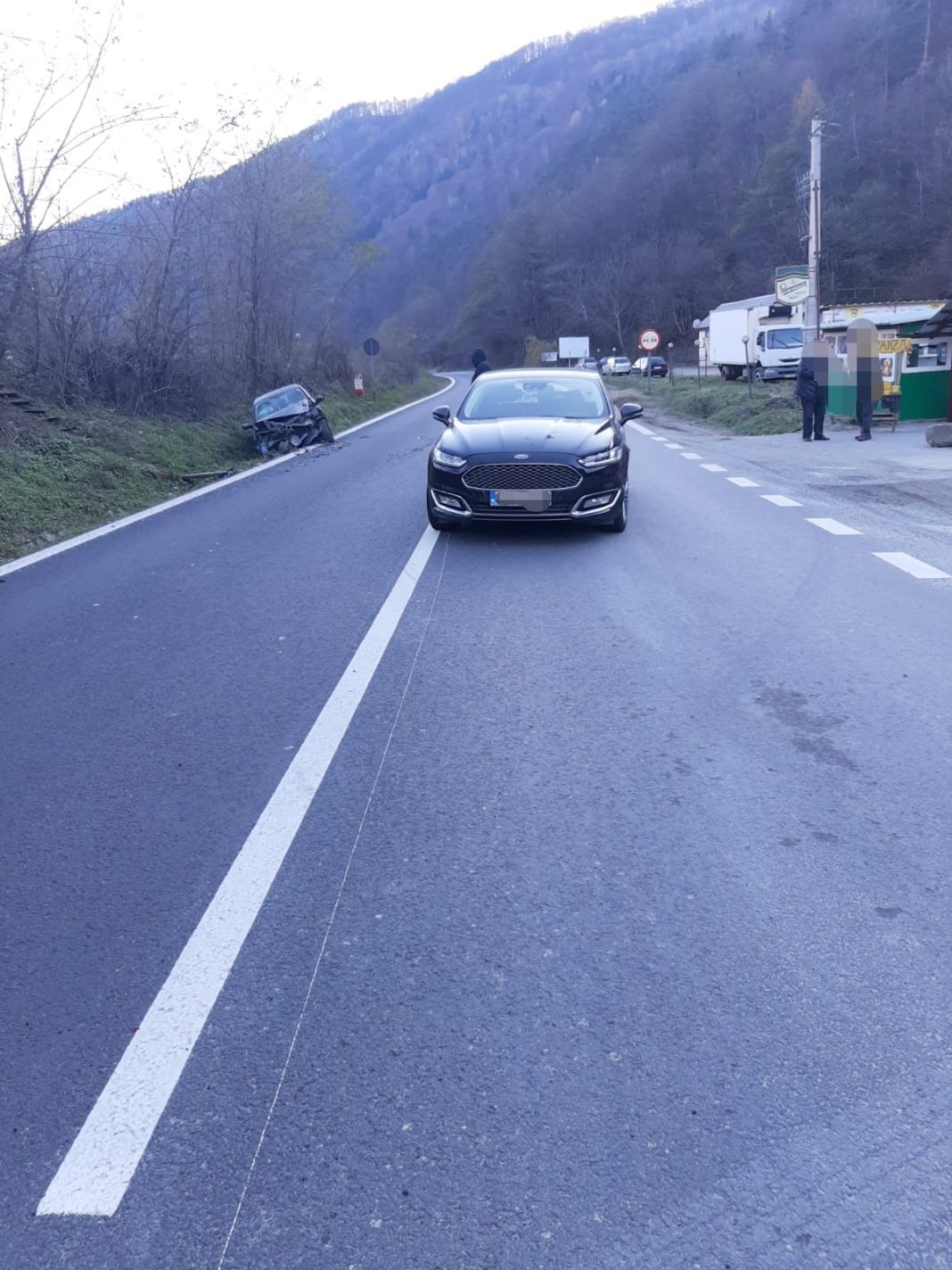 Un accident rutier a avut loc în urmă cu puțin timp în zona Balta Verde, județul Vâlcea, în urma căruia o persoană a fost rănită