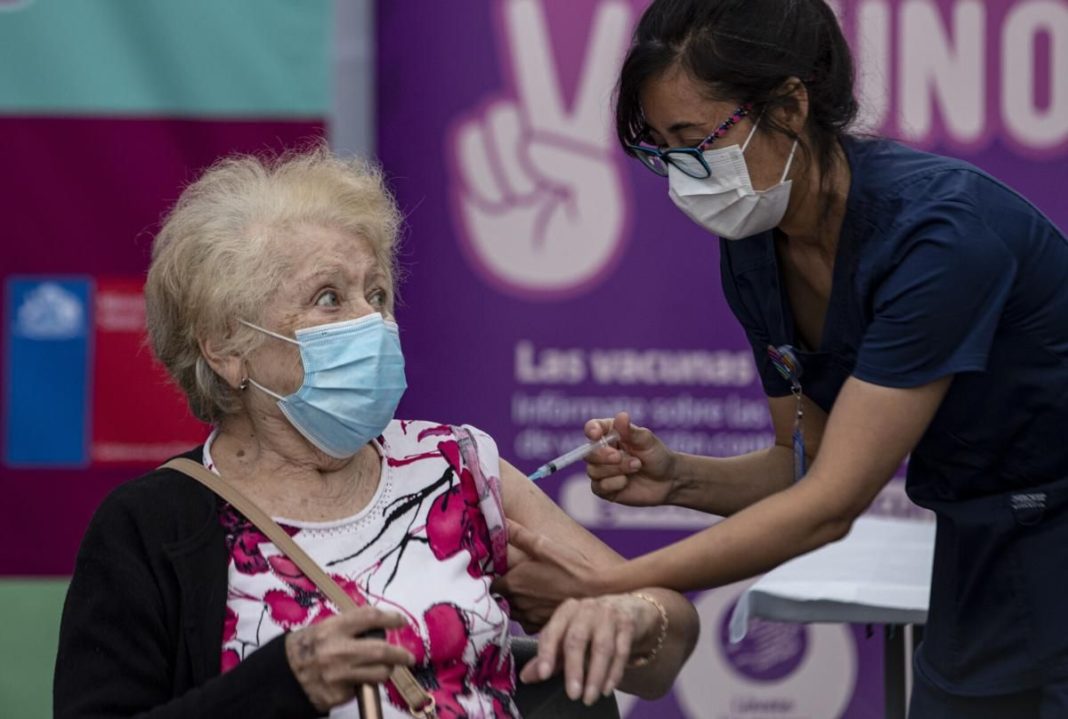 Chile a vaccinat peste 1 milion de oameni într-o săptămână