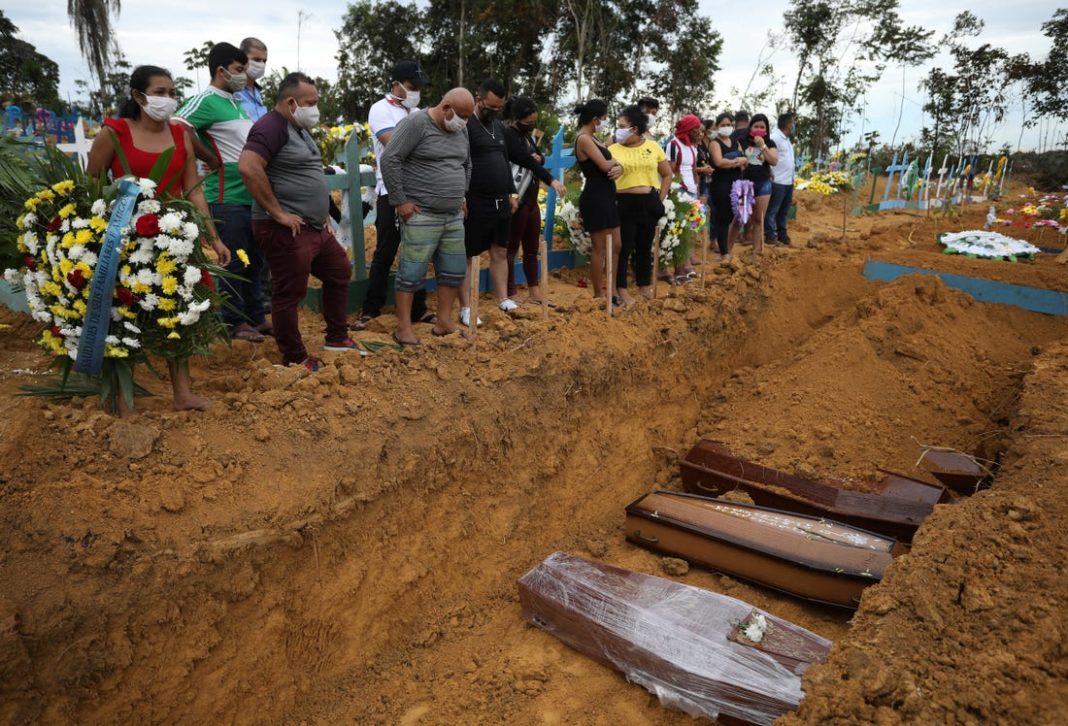 Brazilia a înregistrat peste 300.000 de decese Covid-19