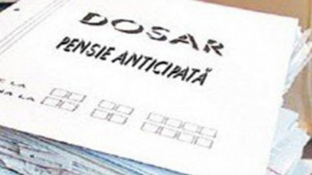 Aproximativ 125.000 de români au ieșit la pensie anticipat în 2020