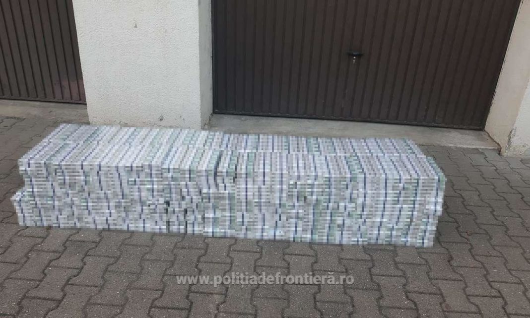 Polițiștii de frontieră au confiscat la frontiera verde, peste 5.000 pachete de ţigări provenite din contrabandă