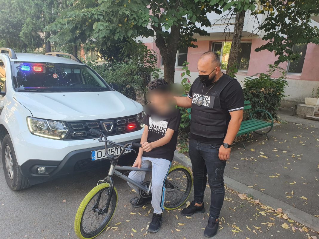 Hoț de biciclete prins de polițiștii de la Secția 4 poliție Craiova