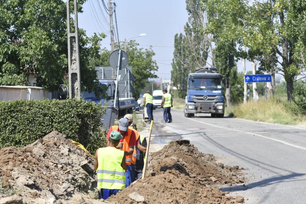 A intrat în lucru strada Teilor din Craiova. Artera va trebui modernizată pentru că face legătura cu Centura de Nord şi cu viitorul drum expres Craiova - Piteşti.