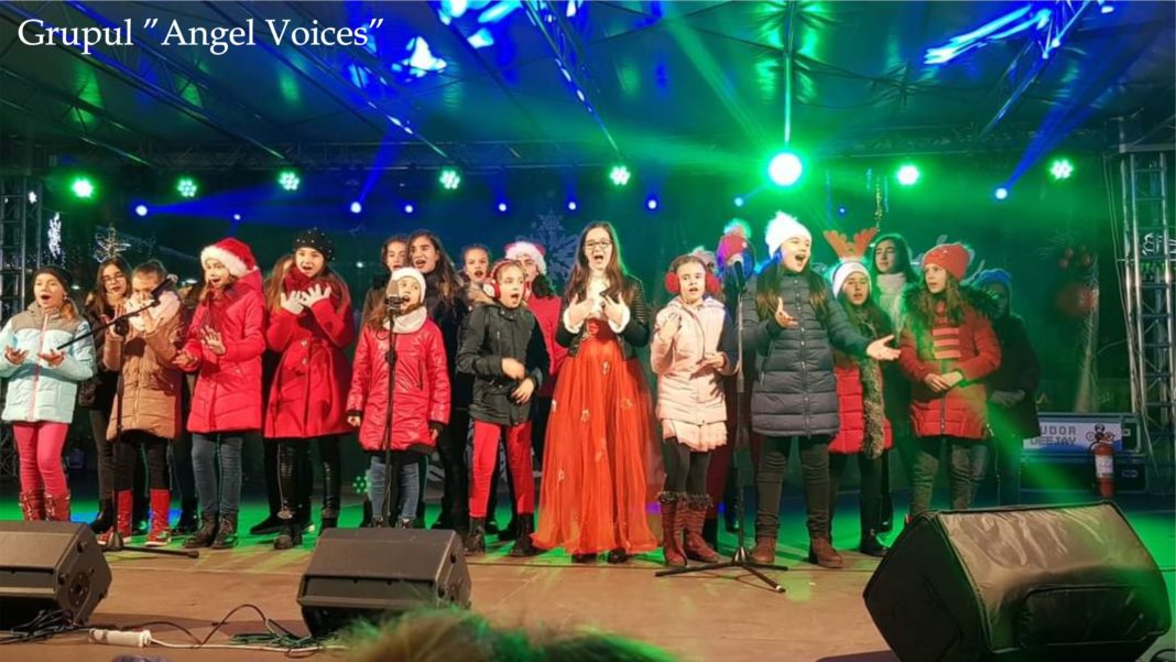 Grupul Angel Voices, în fața vâlcenilor