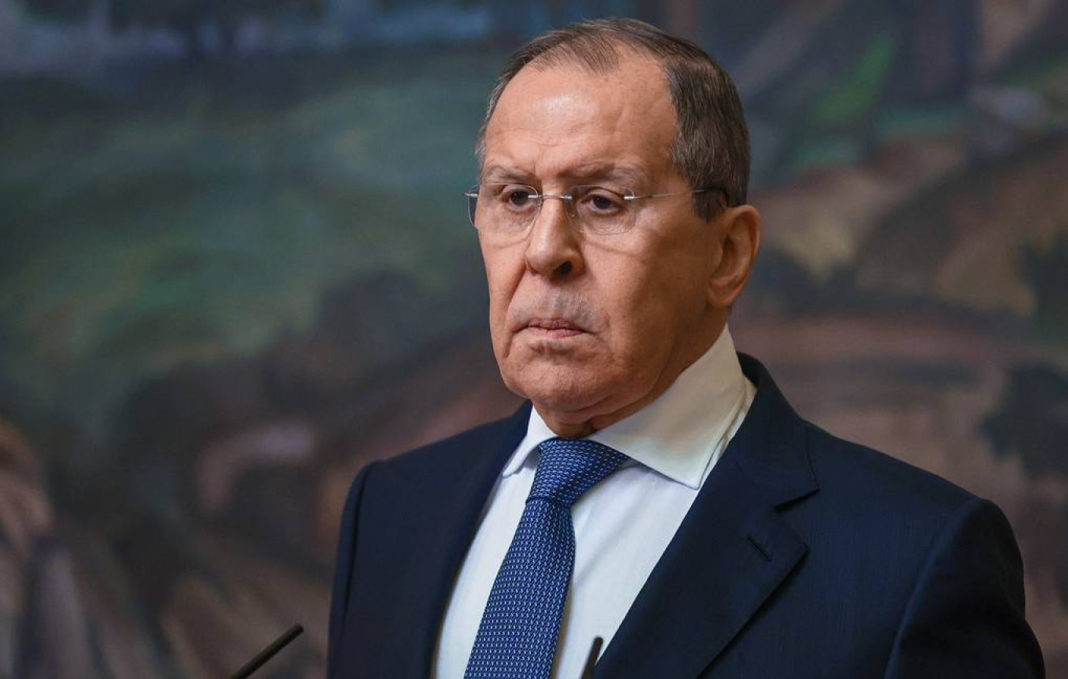 Lavrov a refuzat să răspundă întrebărilor reporterului CNN. I-a tăiat microfonul