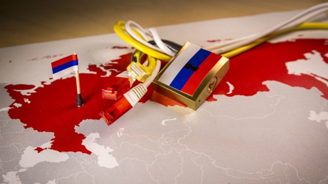 Rusia blochează încă 13 site-uri de știri independente