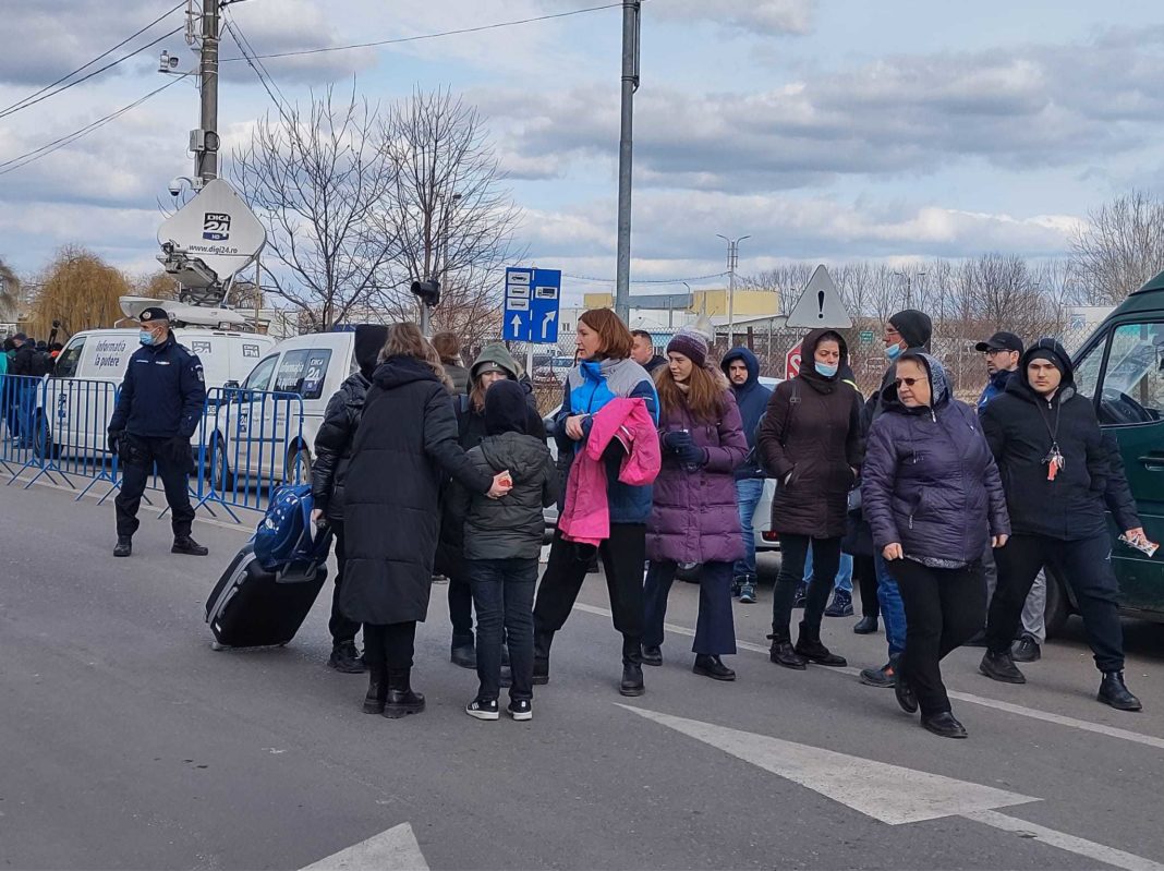 De la izbucnirea războiului şi până în prezent, în România au sosit aproximativ 400.000 de refugiaţi din Ucraina