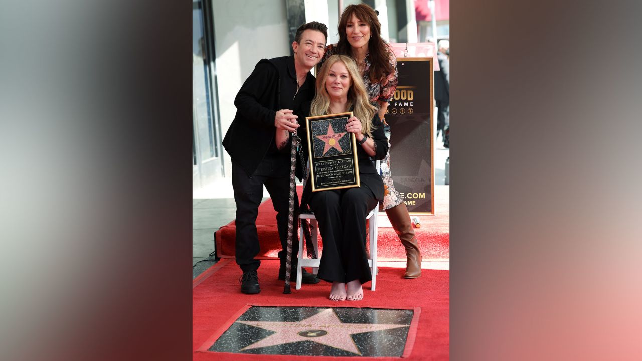 Christina Applegate a primit o stea pe Hollywood Walk of Fame