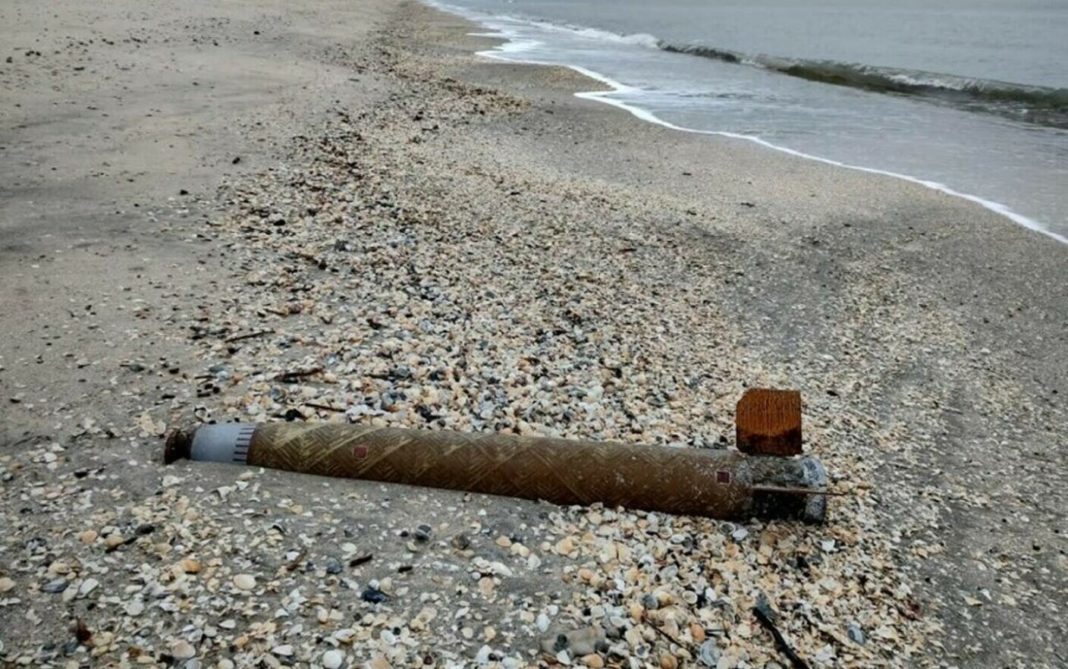 Corpul de rachetă găsit pe plaja de la Marea Neagră, de provenienţă rusească