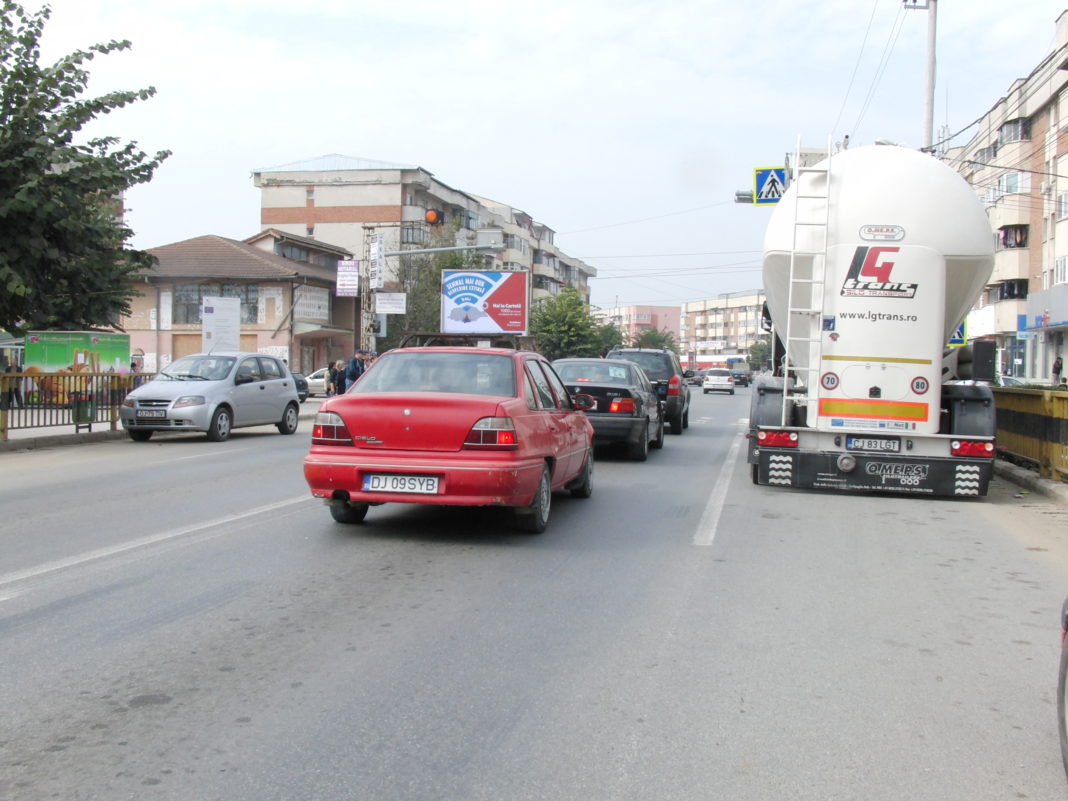 Întreţinere cât costul de montare, la semafoarele inteligente din Balş şi Filiaşi