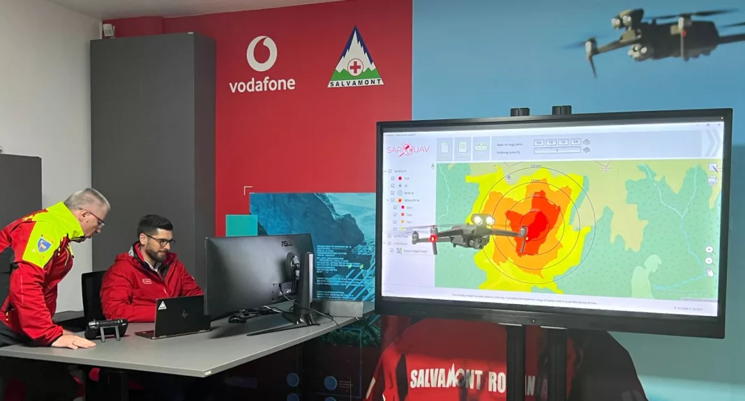 Zonele afectate de cutremure, verificate cu ajutorul dronelor de către Serviciul Public Salvamont Gorj