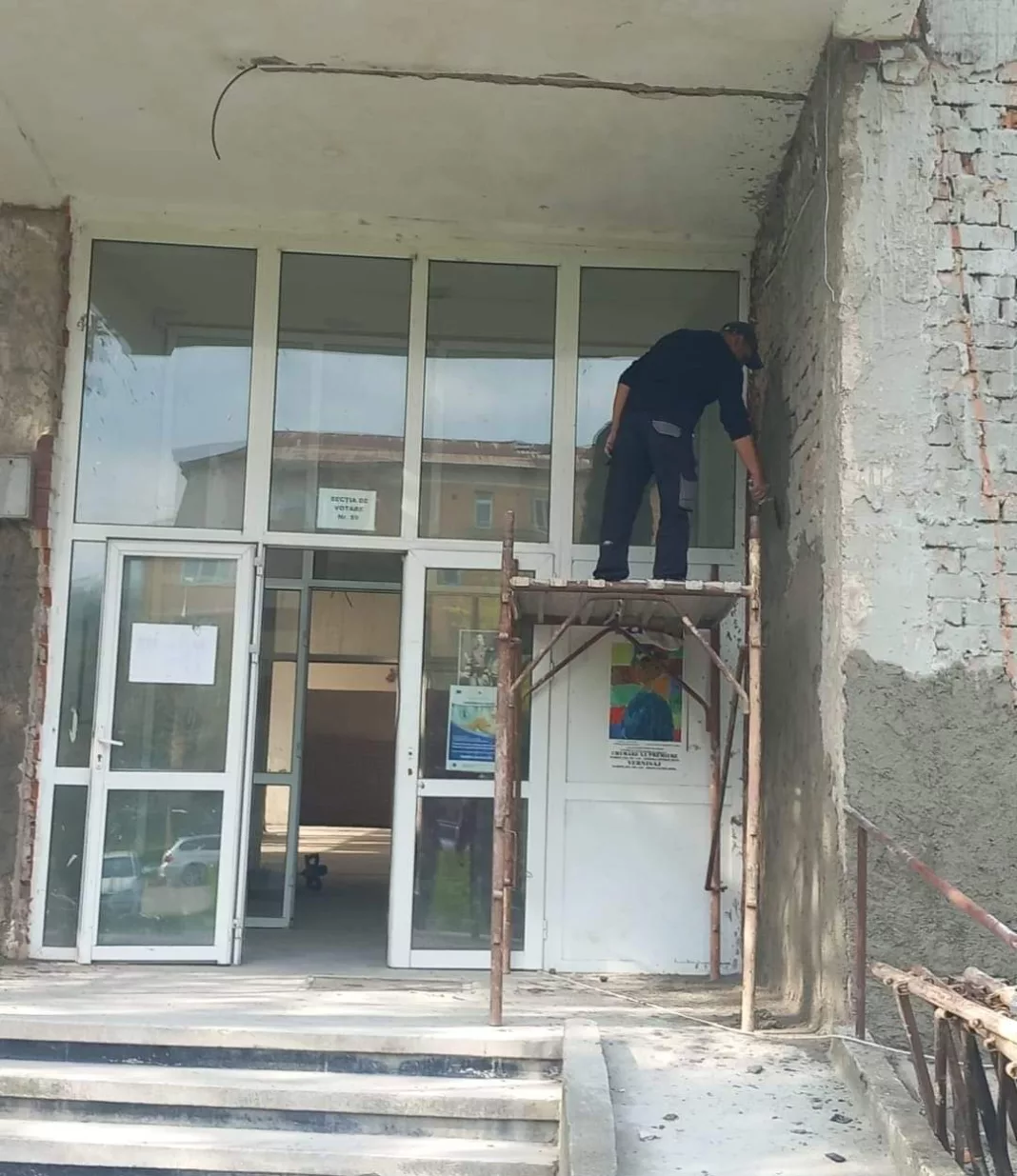 Casa de Cultură din Motru beneficiază de lucrări de reabilitare, cu excepția sălii de spectacole