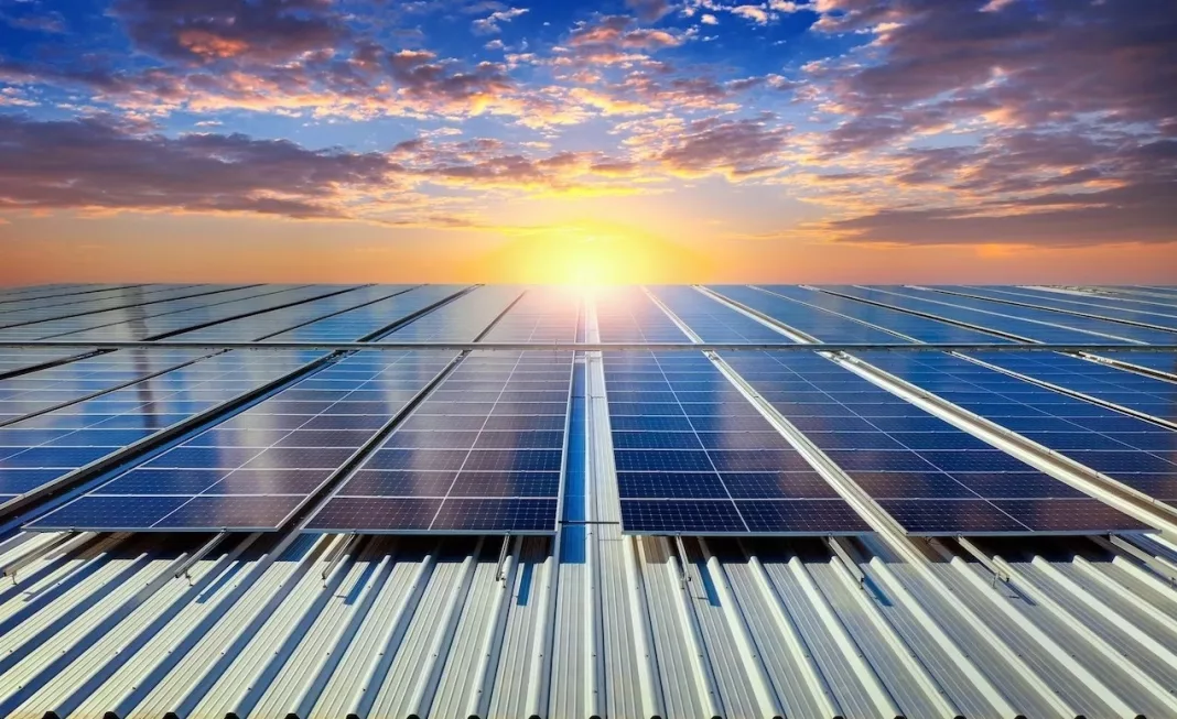 A fost inaugurat cel mai mare parc fotovoltaic din România