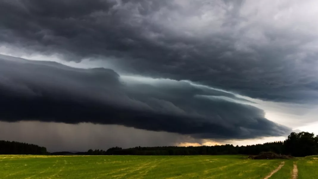 Meteorologii anunţă frig până la jumătatea lunii mai