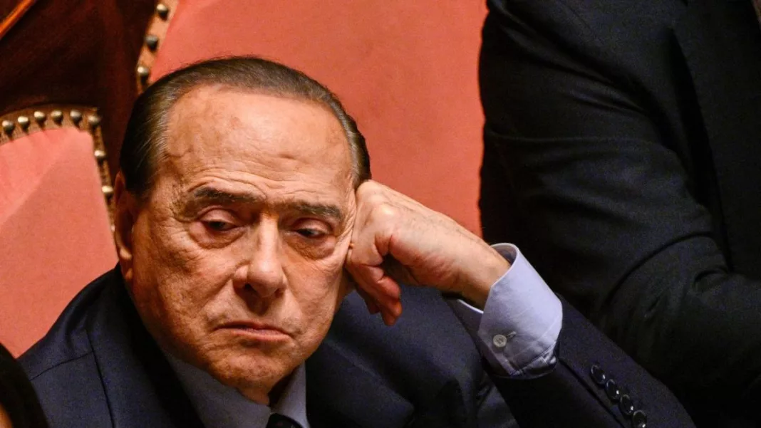 A murit Silvio Berlusconi