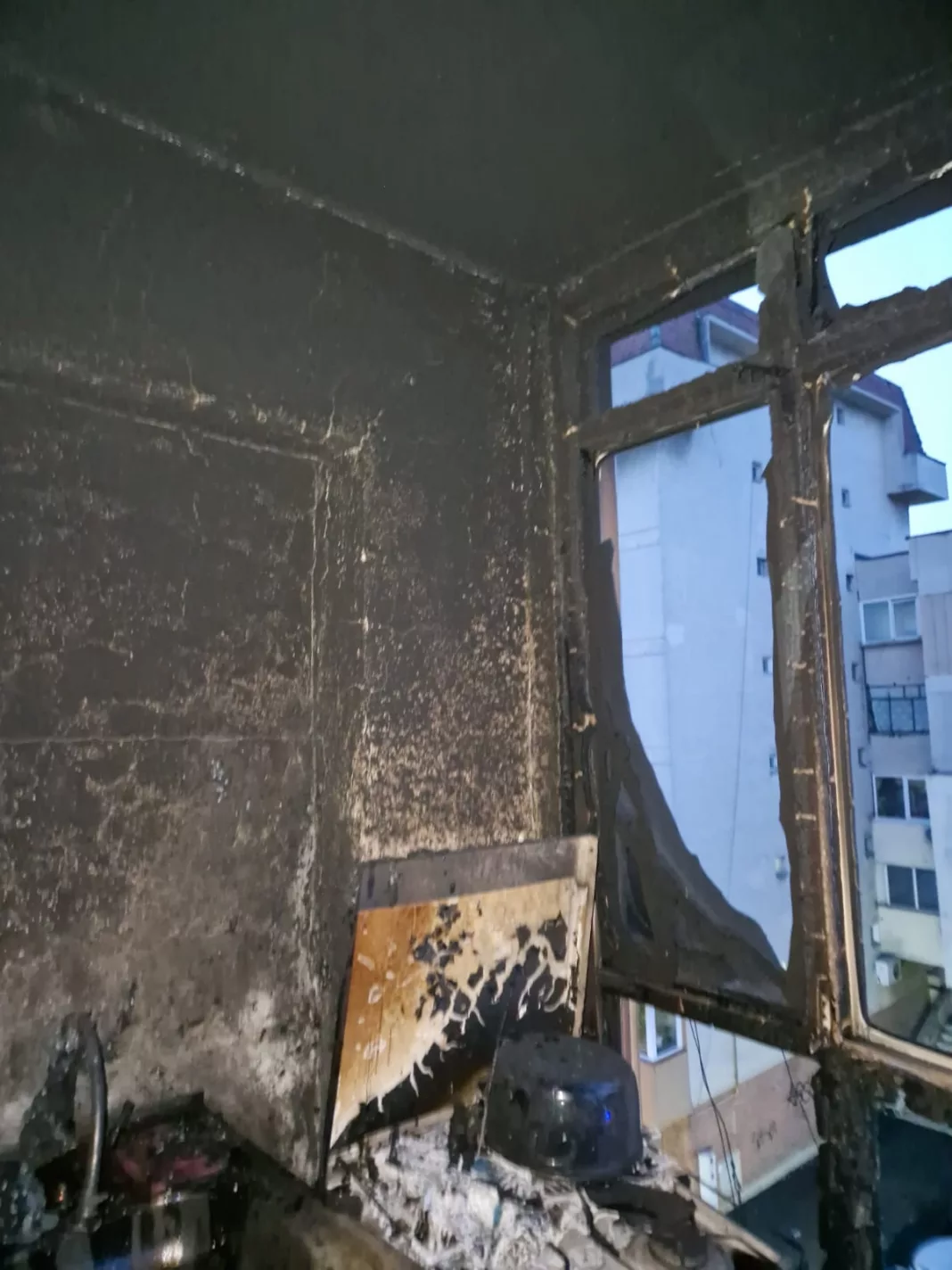 Incendiul a pornit în bucătăria apartamentului