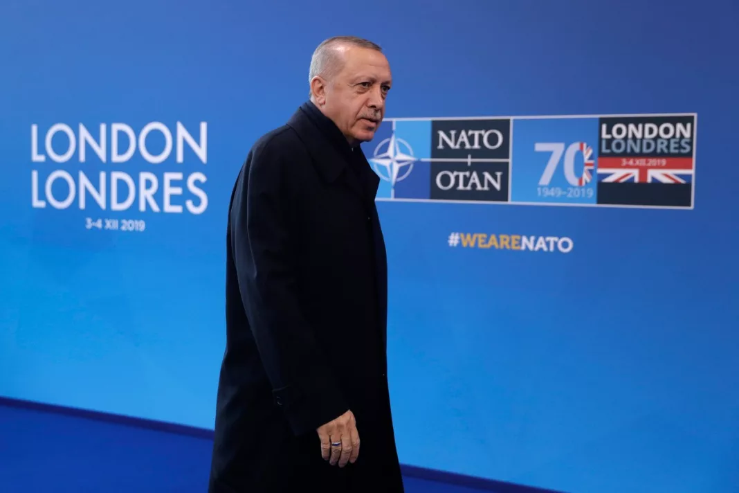 Intrarea Suediei în NATO, susţinută de Erdogan dacă UE redeschide negocierile de aderare cu Turcia