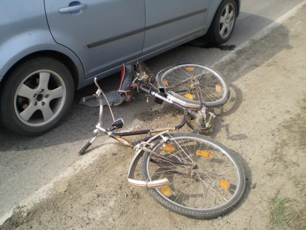 Olt: Biciclist accidentat mortal