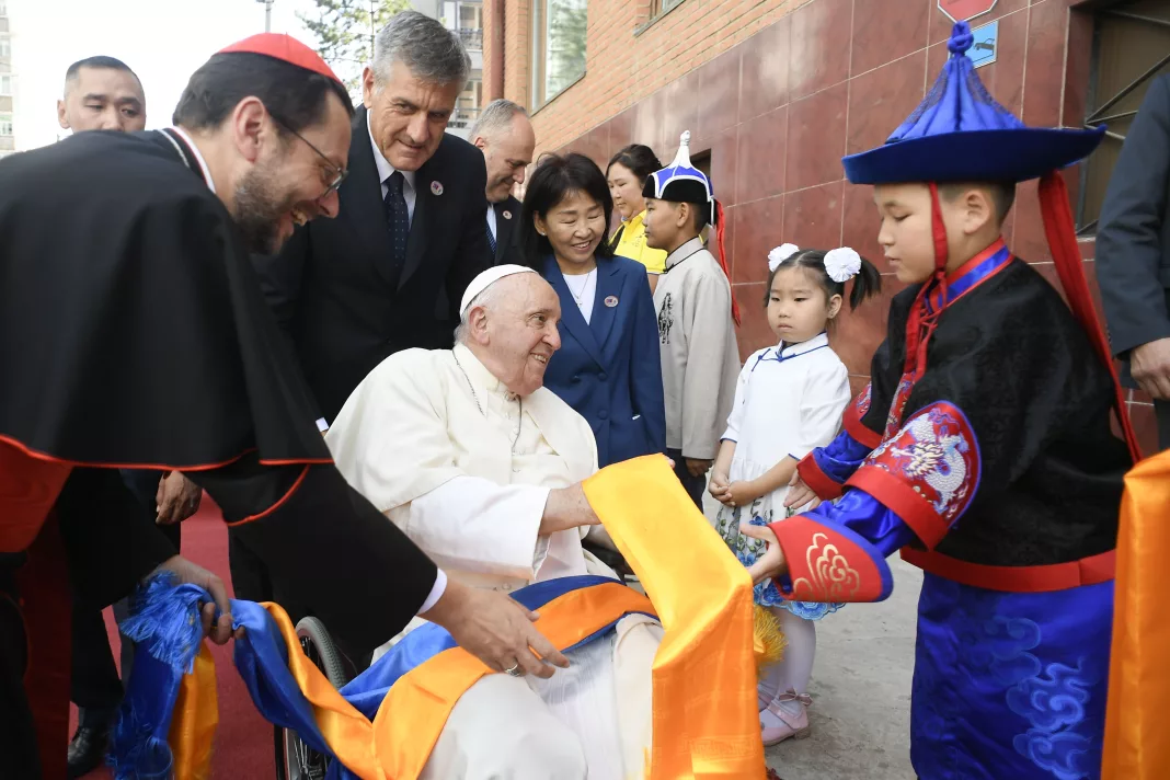 Prima vizită a unui papă în Mongolia