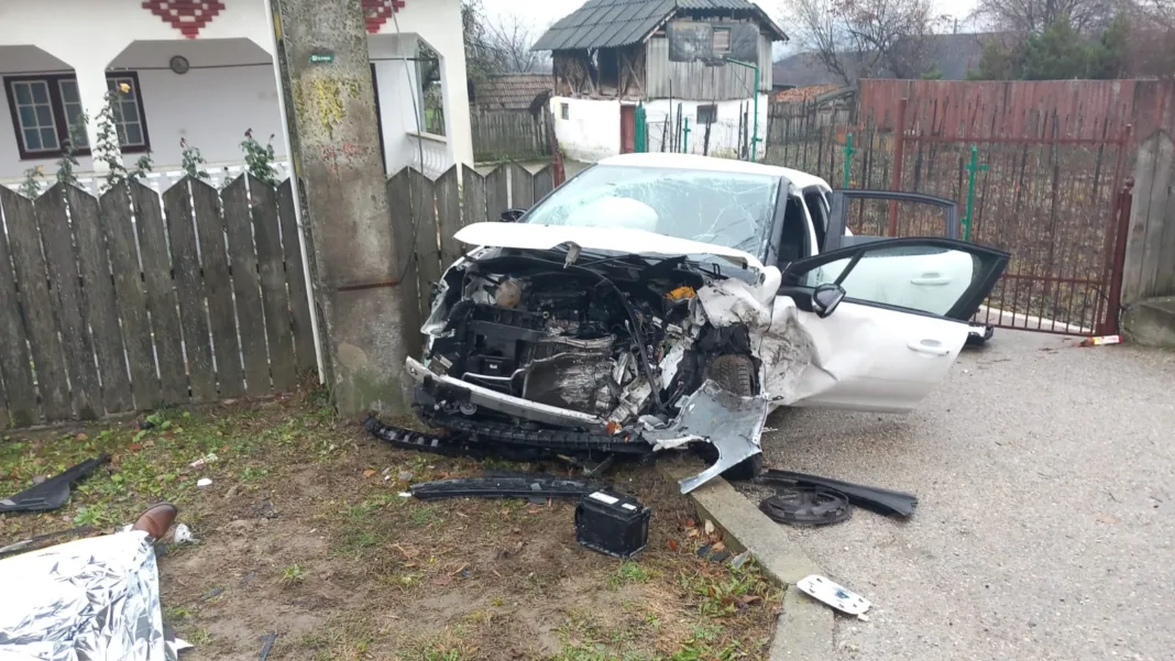 Două autoturisme au intrat în coliziune