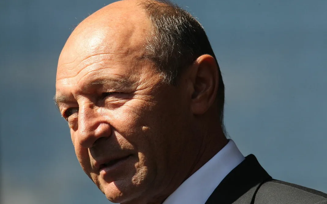 Traian Băsescu a fost externat