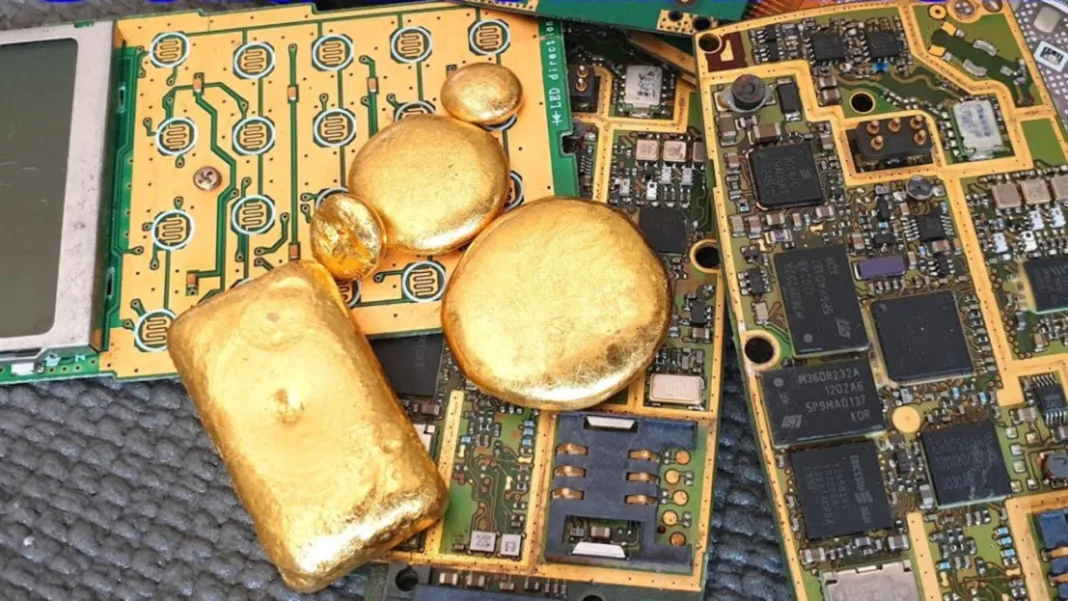 O companie românească a colectat 34 de kilograme de aur, în urma colectării de telefoane mobile ieșite din uz
