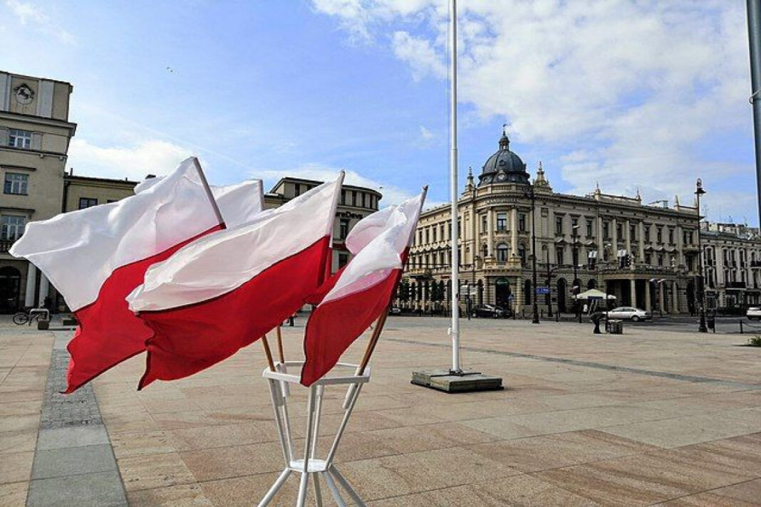 Cinci morţi în Polonia din cauza vântului puternic