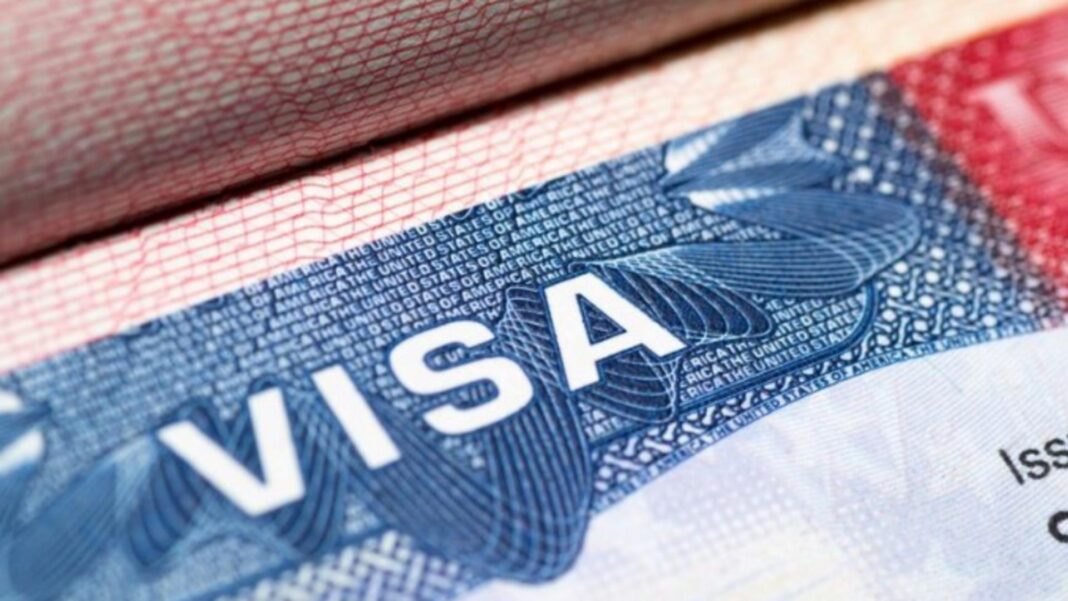 România, aproape de îndeplinirea criteriilor pentru admiterea în programul Visa Waiver