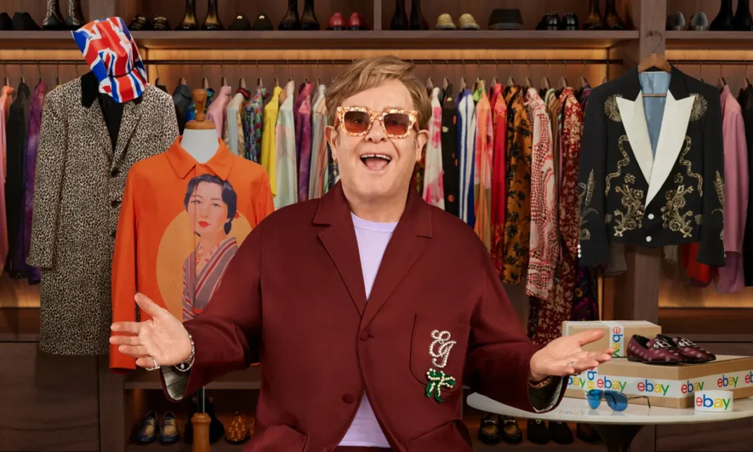 Garderoba personală a lui Elton John, vândută pe eBay