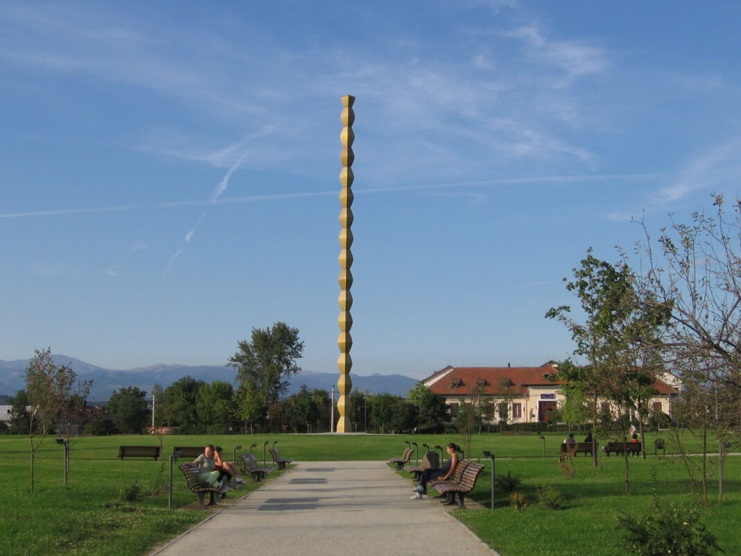 Coloana Fără Sfârșit din Târgu Jiu