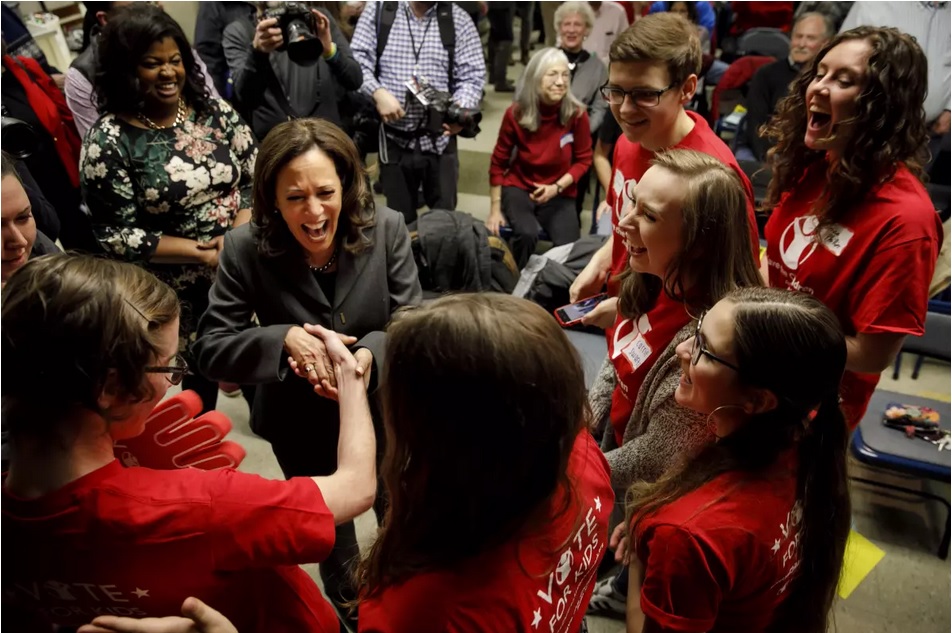 Kamala Harris la un eveniment din Ames, Iowa, în februarie 2019 (Marcus Yam / Los Angeles Times)