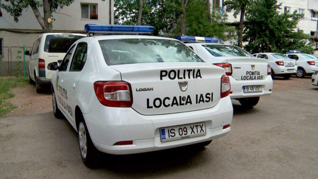 Şofer amendat şi lăsat fără permis patru luni după ce a claxonat mașina poliției pentru că încurca traficul