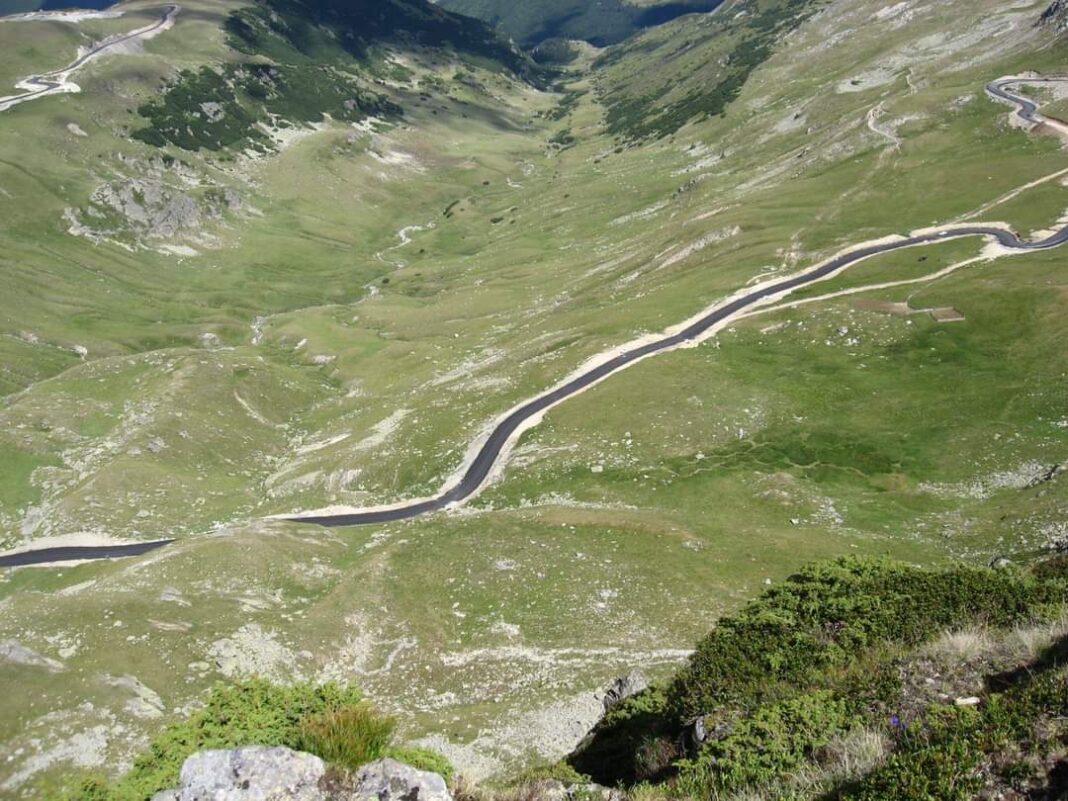 Se închide temporar circulația pe Transalpina