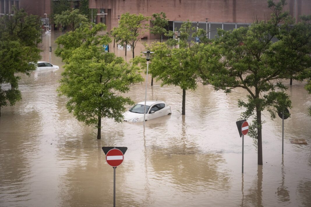 Inundaţii devastatoare în Italia