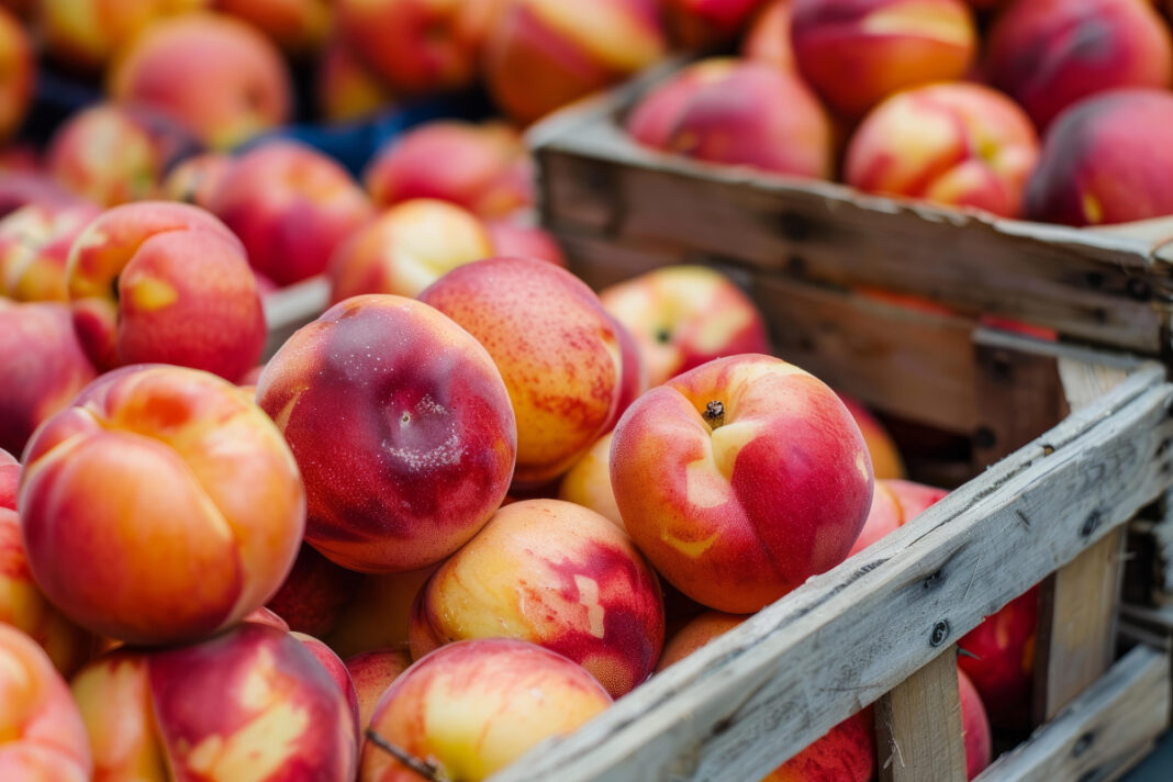 ANPC retrage de la vânzare nectarine cu nivel ridicat de pesticide