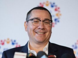 Victor Ponta a obținut anularea ordinului prin care i s-a retras titlul de doctor