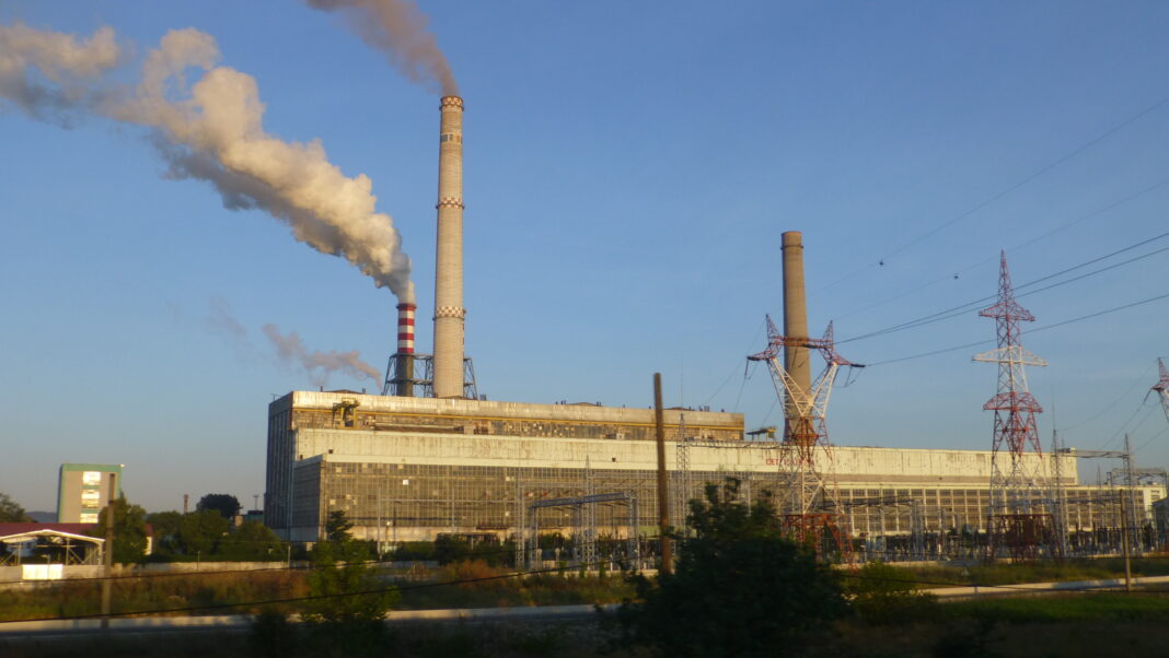 Electrocentrale Craiova SA vrea să împrumute un milion de certificate de CO2 de la CEO