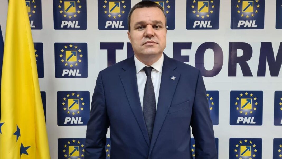 Senatorul Eugen Pîrvulescu, ridicat de DNA