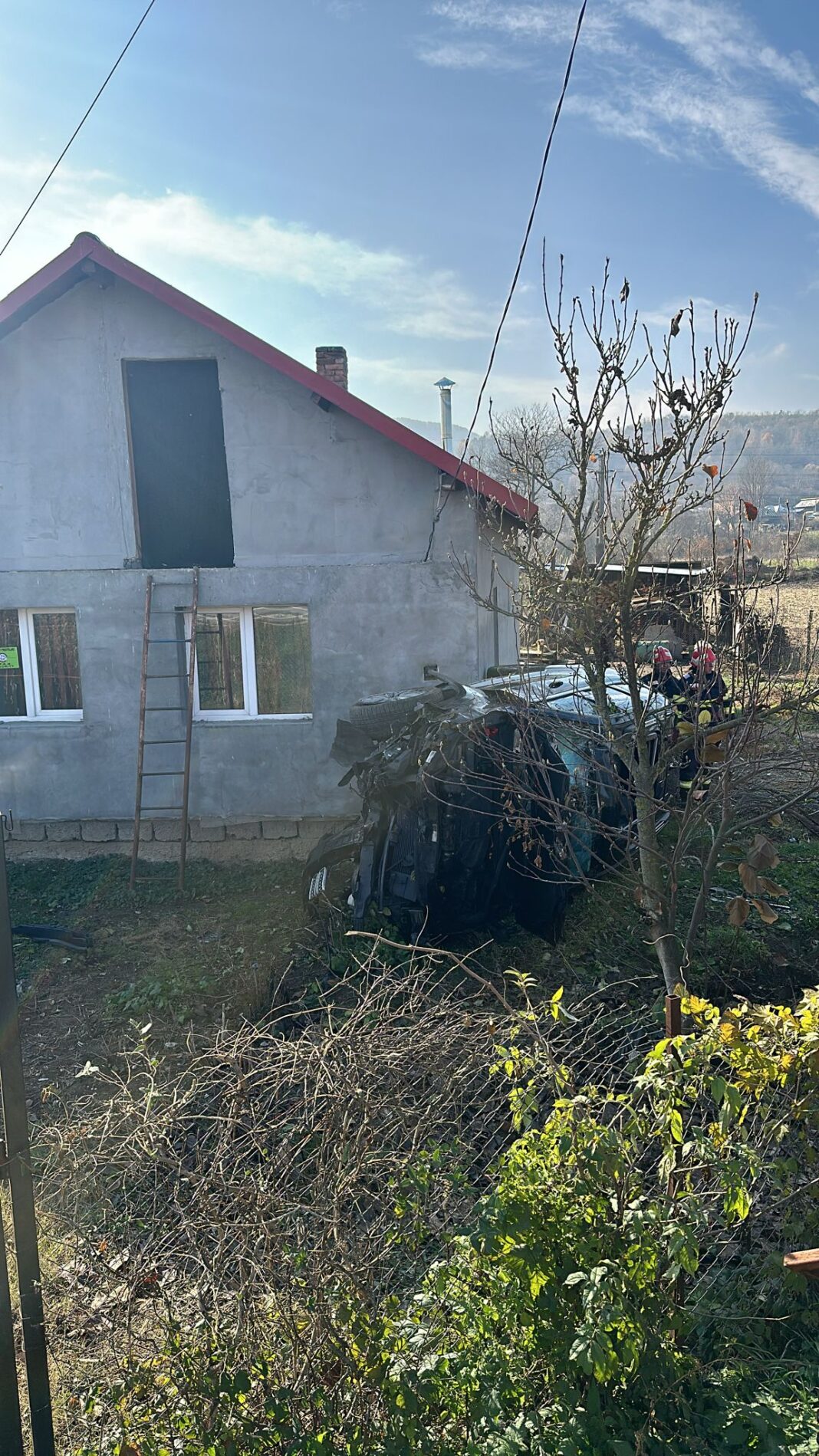 Vâlcea: Femeie rănită într-un accident, la Mihăeşti