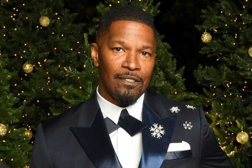 Jamie Foxx, lovit cu un pahar în gură la petrecerea de ziua sa