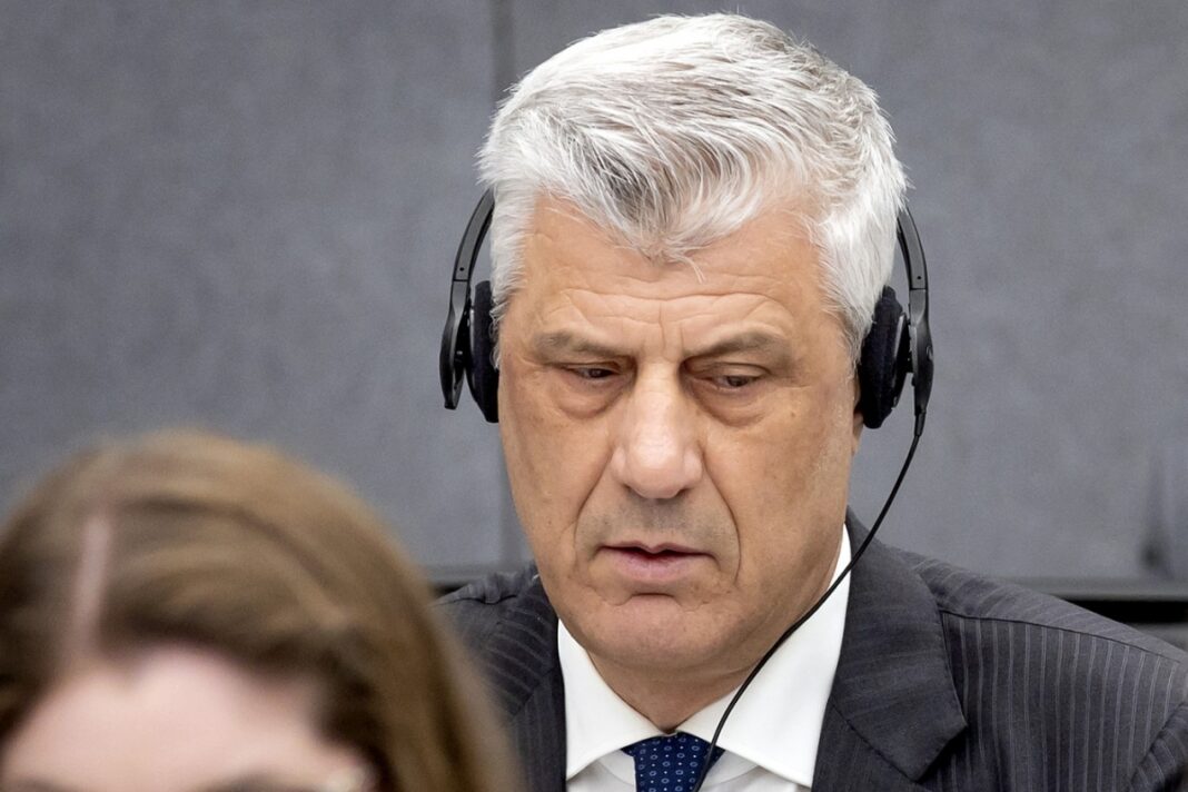 Fostul preşedinte kosovar Thaci, acuzat de obstrucţionare şi sfidare a instanţei