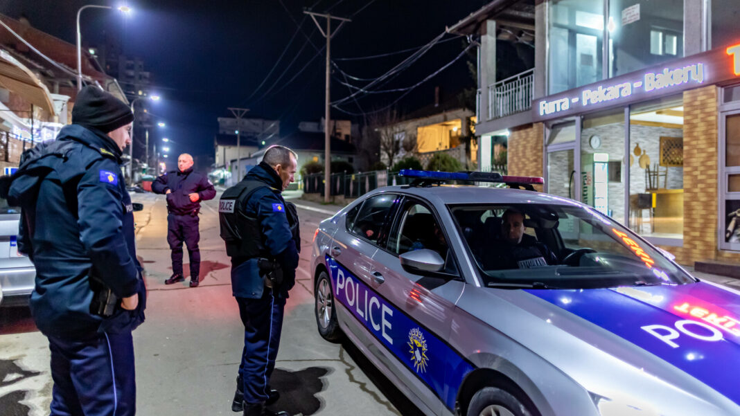 Poliţia sârbă a expulzat mai mulţi tineri din state UE, inclusiv România, după ce au participat la un seminar în Belgrad