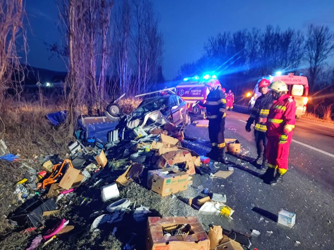 Patru persoane au fost rănite în accident