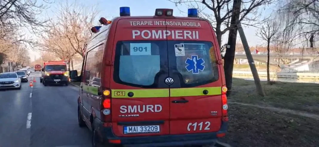 Bărbat resuscitat după ce a căzut în Bega